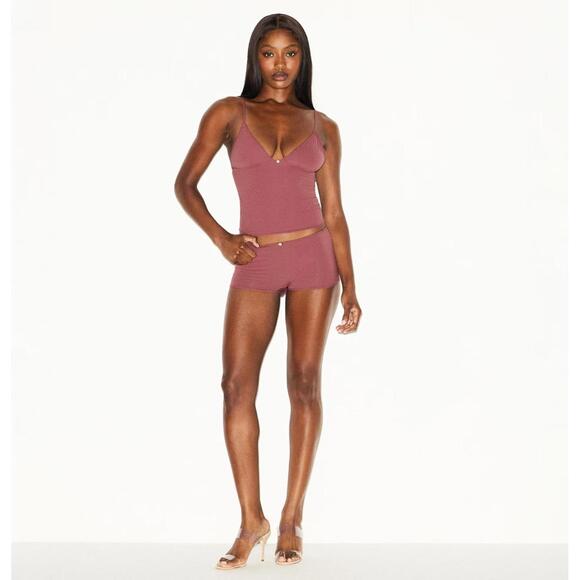 NWT Skims Fits Everybody Picot Cami - Beet - Size Medium - Picture 6 of 7